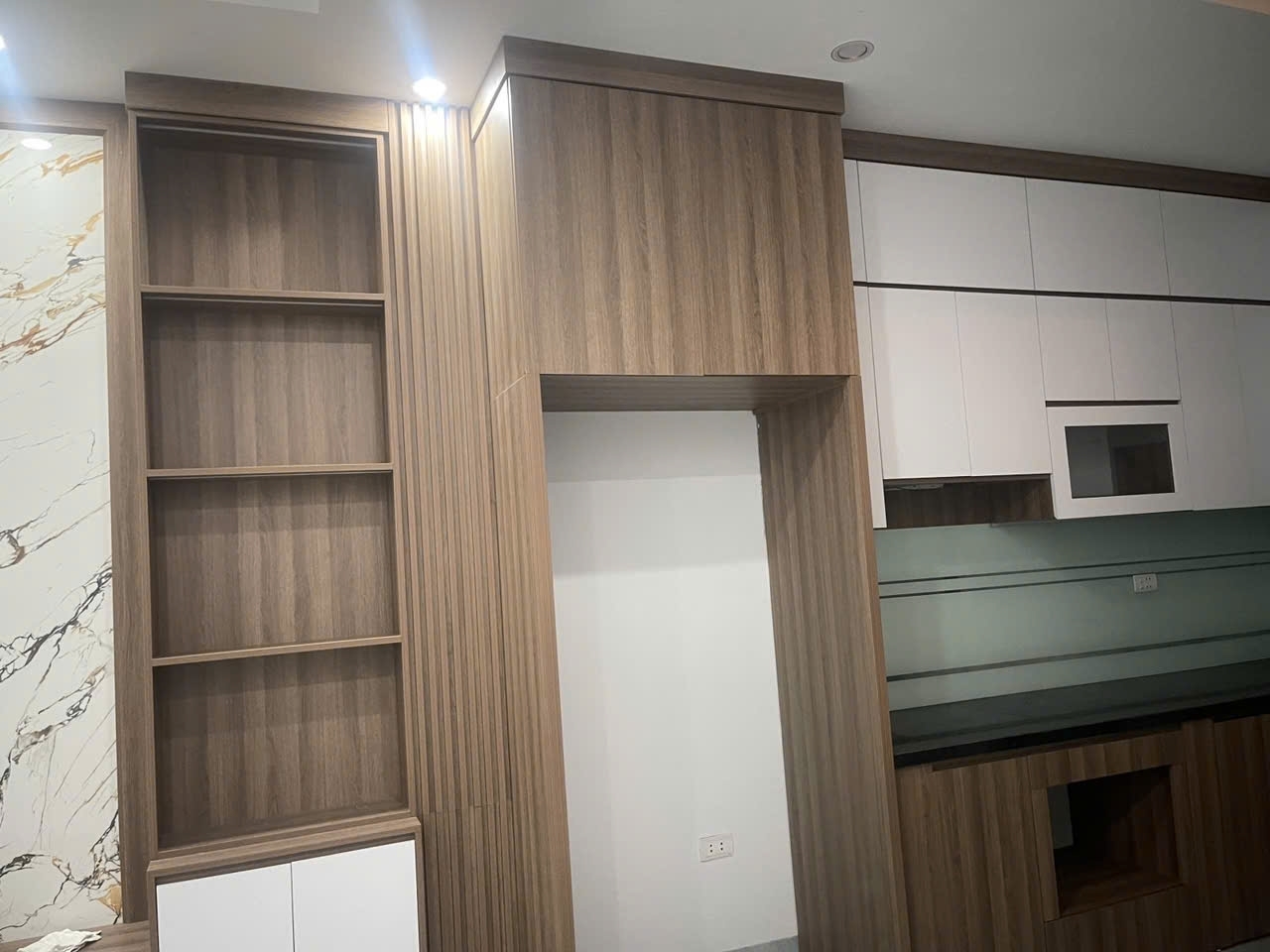 RẺ CHÍNH CHỦ CẦN BÁN GẤP CĂN NHÀ PHỐ ĐÔNG BA QUẬN NAM TỪ LIÊM 35m2 x5 TẦNG NHỈNH 4 TỶ Ô TÔ KD