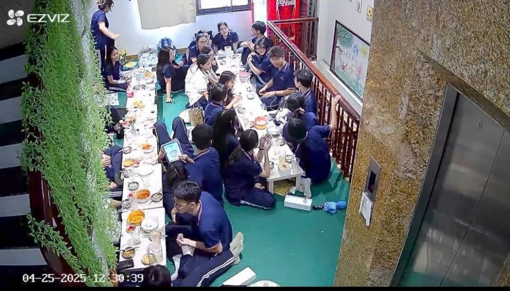 SANG NHƯỢNG MẶT BẰNG ĐẸP – 130 XUÂN THUỶ CẦU GIẤY HÀ NỘI