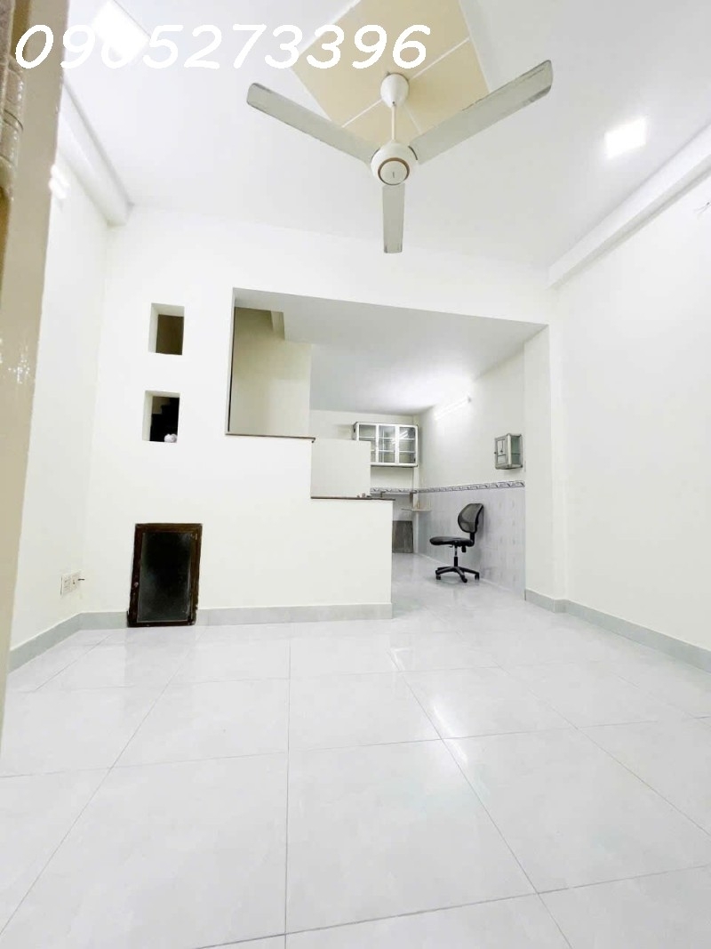 SÁT CHỢ PHẠM VĂN BẠCH-- HẺM GẦN 3M THÔNG THOÁNG -- 2 LẦU BTCT KIÊN CỐ - GIÁ 4.25 TỶ