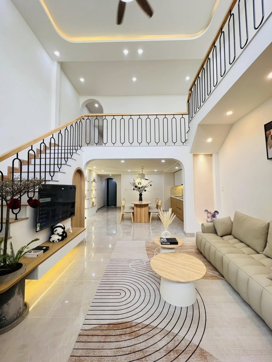 ► Sát MT Điện Biên Phủ Kiệt 3m thông gần Siêu Thị 70m2 ngang 5m 2 tầng 3PN trên dưới.