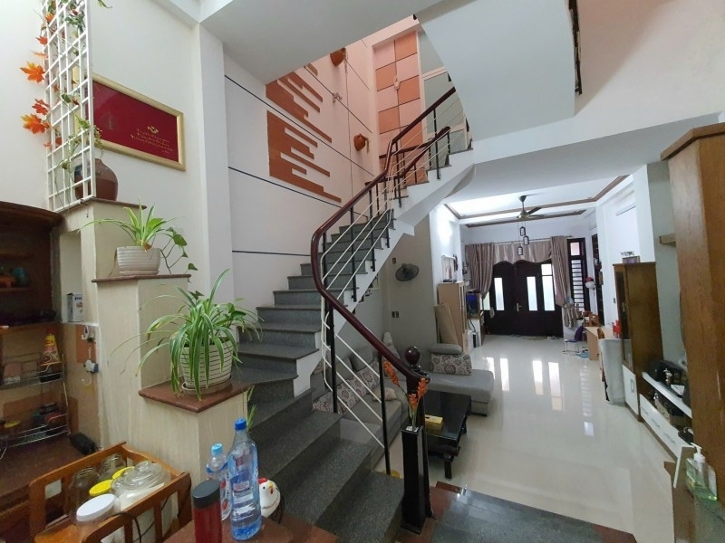 ♥ Sau lưng MT Hoàng Diệu 89m2 2 tầng mê lệch cứng đẹp thoáng 6.x tỷ