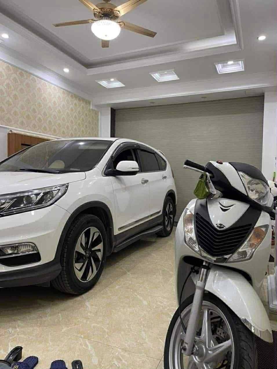 Siêu hiếm bán nhà Ngọc Hà - Đội Cấn 7 tầng thang máy ô tô vào nhà 64m chỉ 20 tỷ