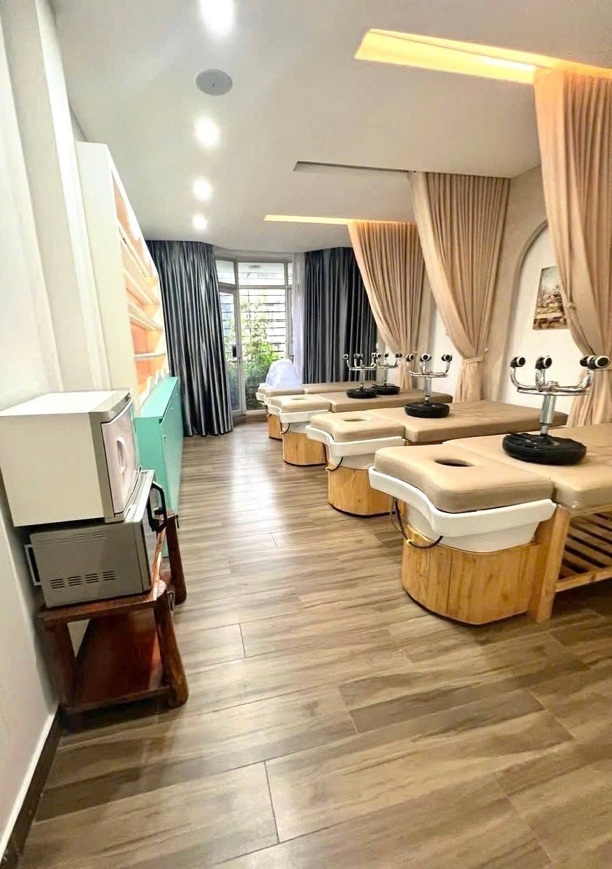 SIÊU HIẾM-MT Lý Thường Kiệt quận 10 DT 6x25m 6 tầng HĐT 150tr/tháng giá 31 Tỷ