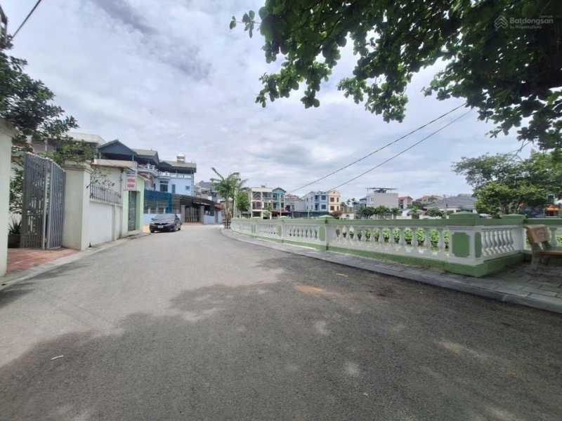 Siêu hiếm vỉew hồ ô tô tránh - 67.6m2 - đất Việt Hùng Đông Anh