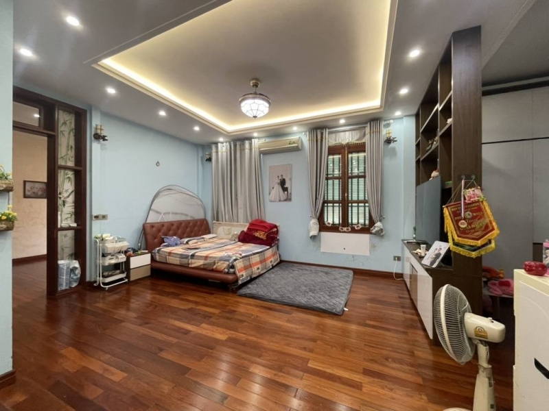 Siêu phẩm bán nhà Trích Sài 100m xây CHDV chỉ 20 tỷ