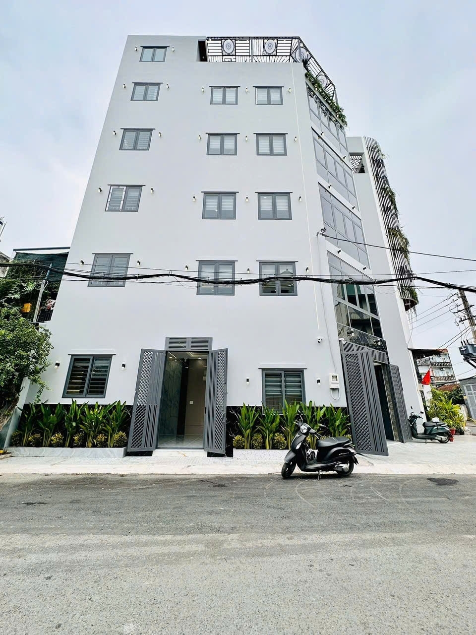 SIÊU PHẨM ĐẦU TƯ – HIẾM THẬT SỰ Q12 GÓC 2 MẶT TIỀN – TRỆT + 5 LẦU – GIÁ CHỈ 88 TỶ