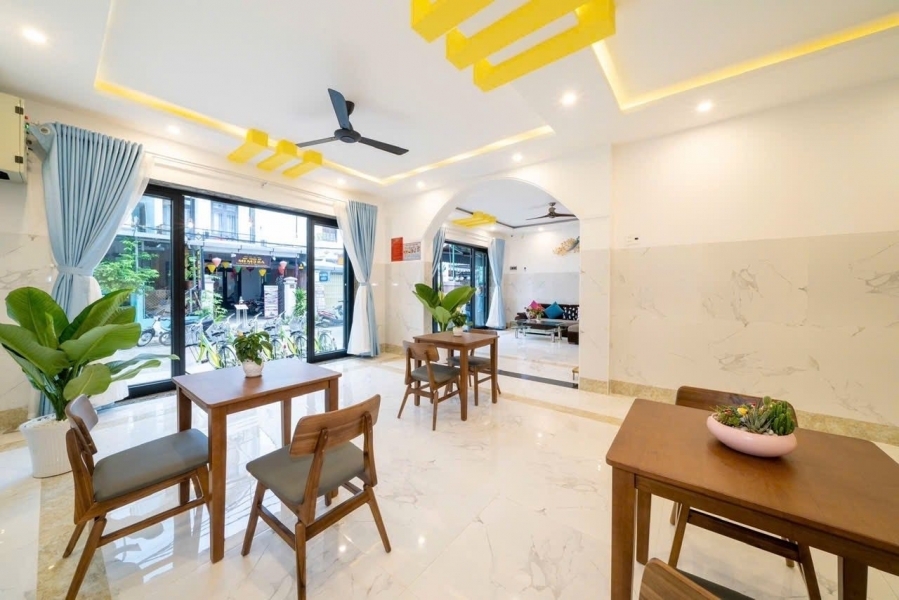 SIÊU PHẨM GIÁ RẺ hàng hiếm phố cổ - Dòng tiền thật - Thanh khoản nhanh - Mặt tiền Nguyễn Phúc Tần