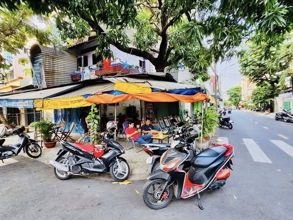 SIÊU PHẨM MTKD LÔ GÓC - 124M NGANG HƠN 8 - DOANH THU 200TR NHỈNH 9