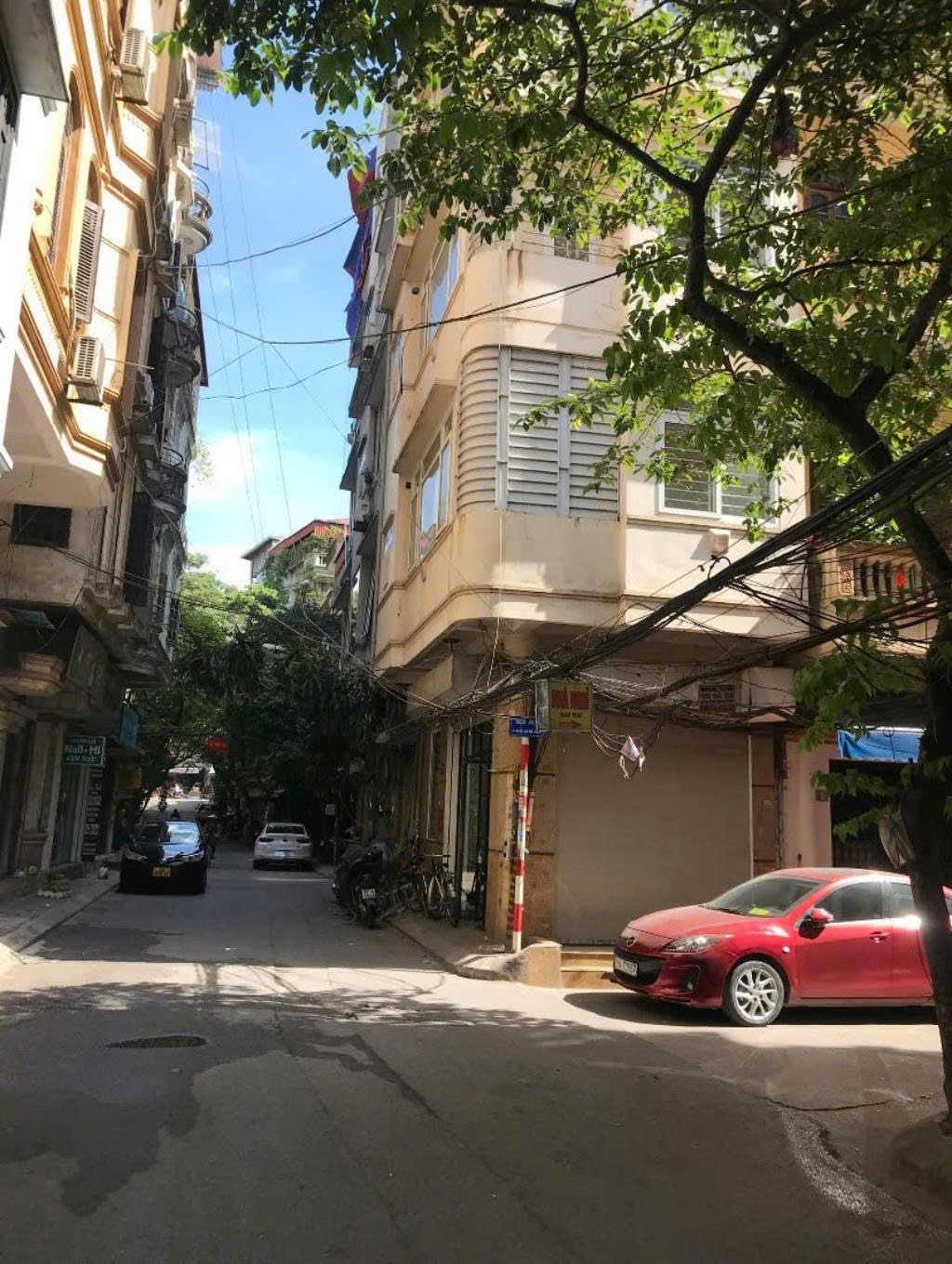 Siêu rẻ bán nhà phố Kim Mã ô tô tránh kinh doanh tốt 85m chỉ 28 tỷ