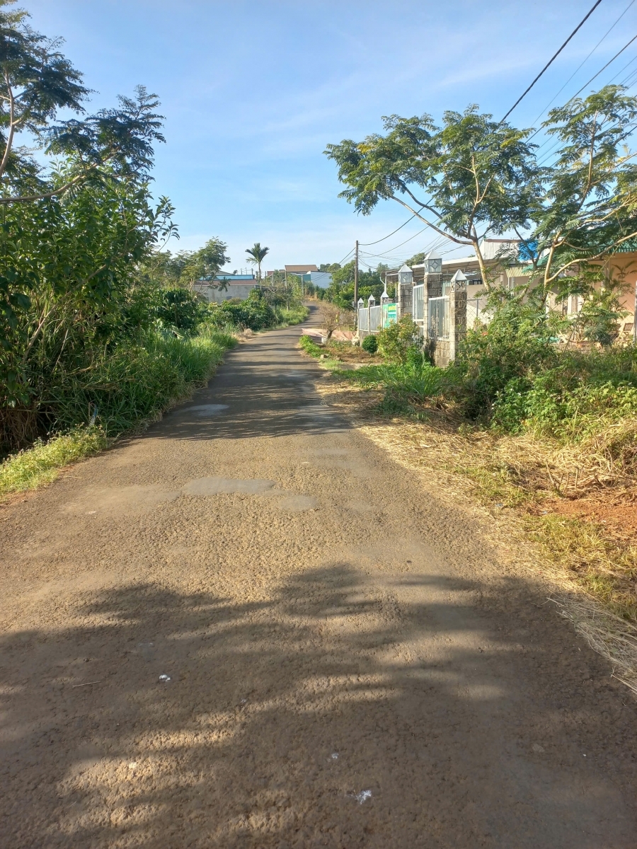 SỞ HỮU NGAY LÔ ĐẤT ĐẸP - GIÁ TỐT - Vị Trí Đắc Địa Tại Thôn 2 Xã Lộc Quảng Huyện Bảo Lâm Lâm Đồng