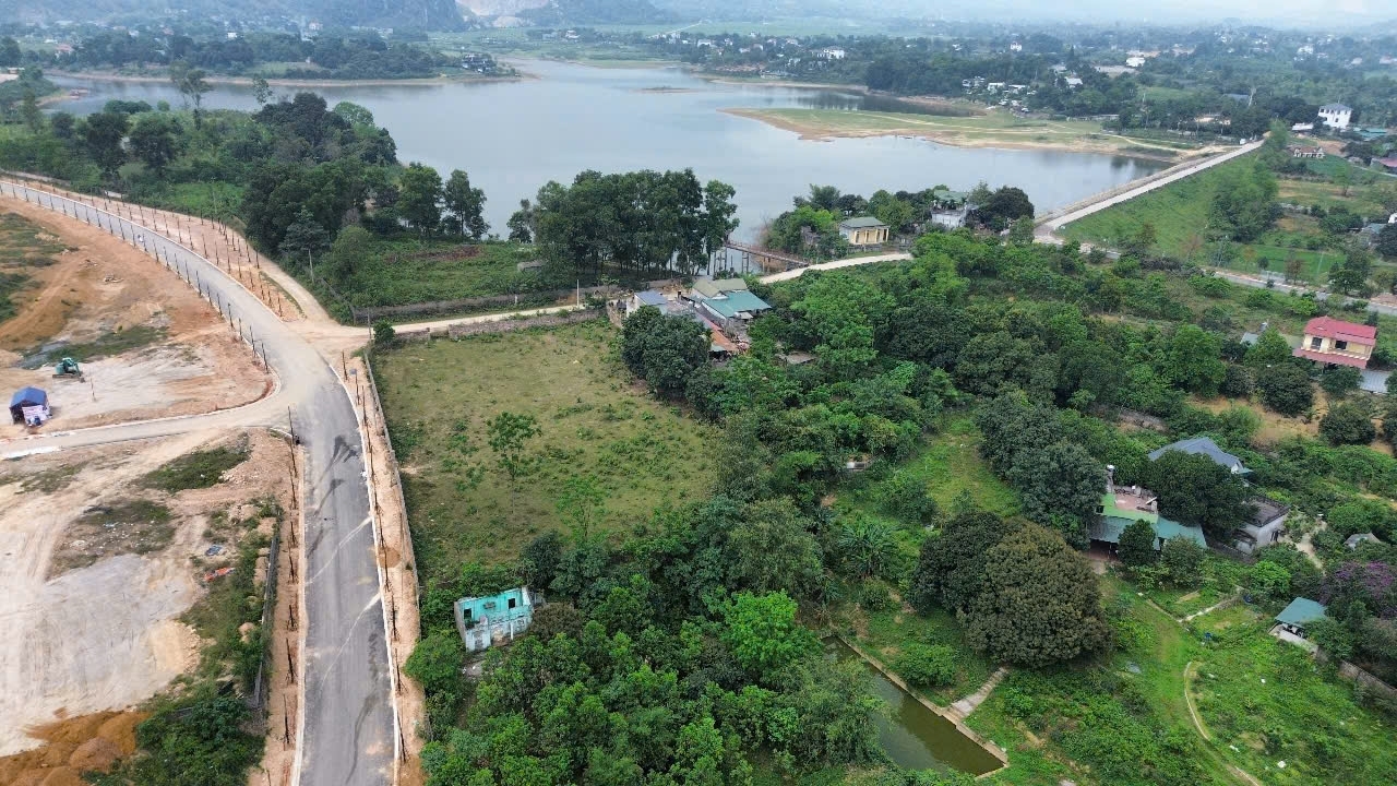 SỞ HỮU NGAY LÔ ĐẤT ĐẸP - GIÁ TỐT - Vị Trí Đắc Địa Tại Xóm Suối Sếu Nhuận Trạch Lương Sơn Hoà Bình