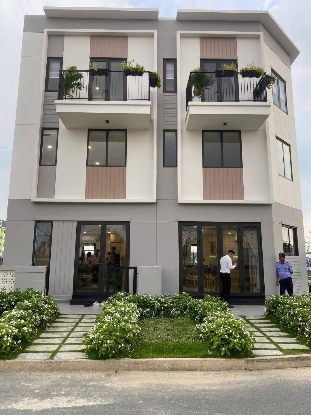 Sở Hữu Nhà Phố Xây Sẵn Tại K-Home New City Chỉ Từ 241 Tỷ Sổ Hồng Riêng