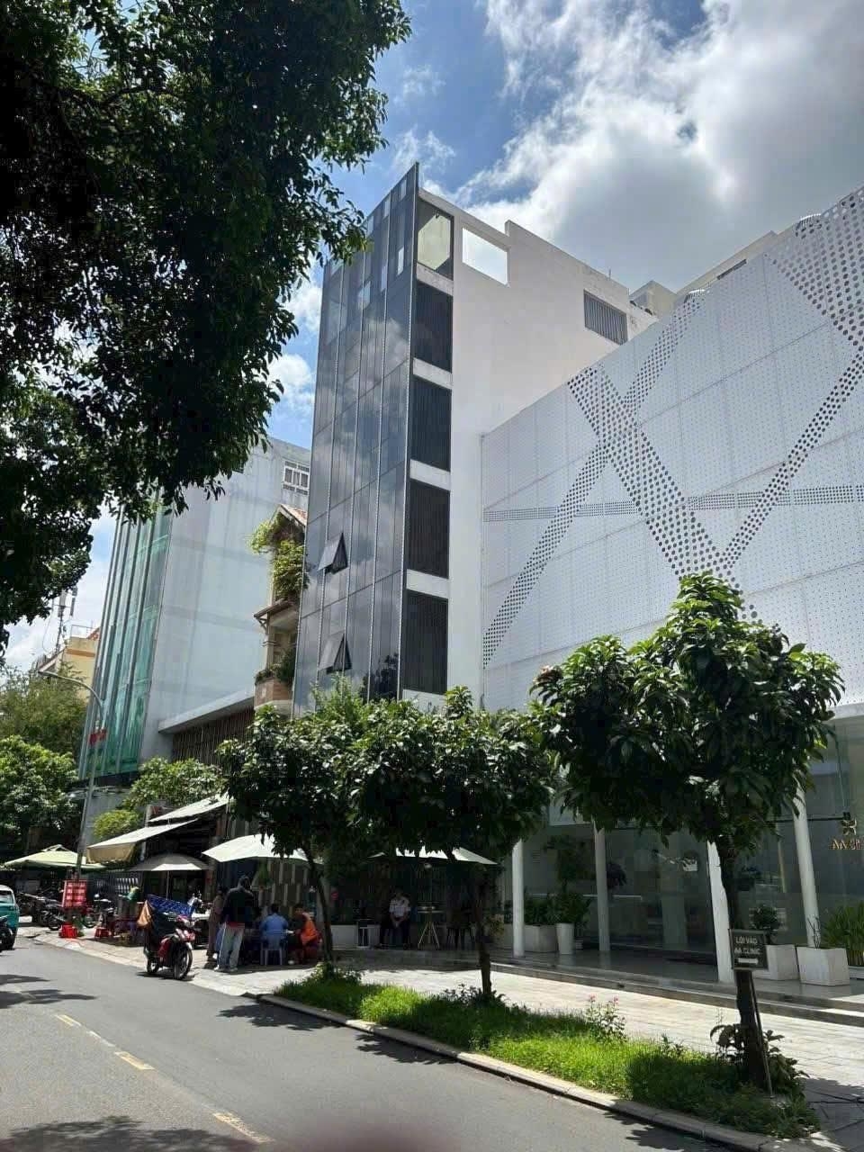 Toà nhà Văn Phòng Mặt Tiền đường Ngô Thời Nhiệm P Xuân Hoà TP HCM