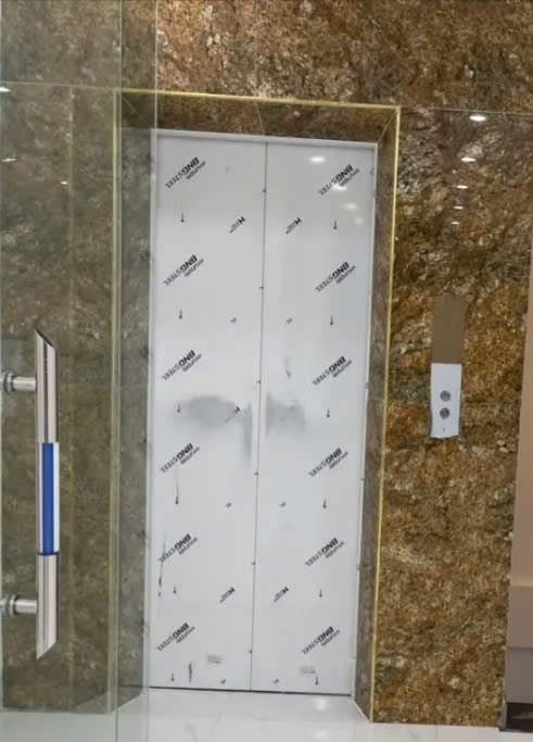 Tôi cho thuê Nhà căn góc mới vỉa hè 119m2- 4T Trần Nhân Tông_45 Tr