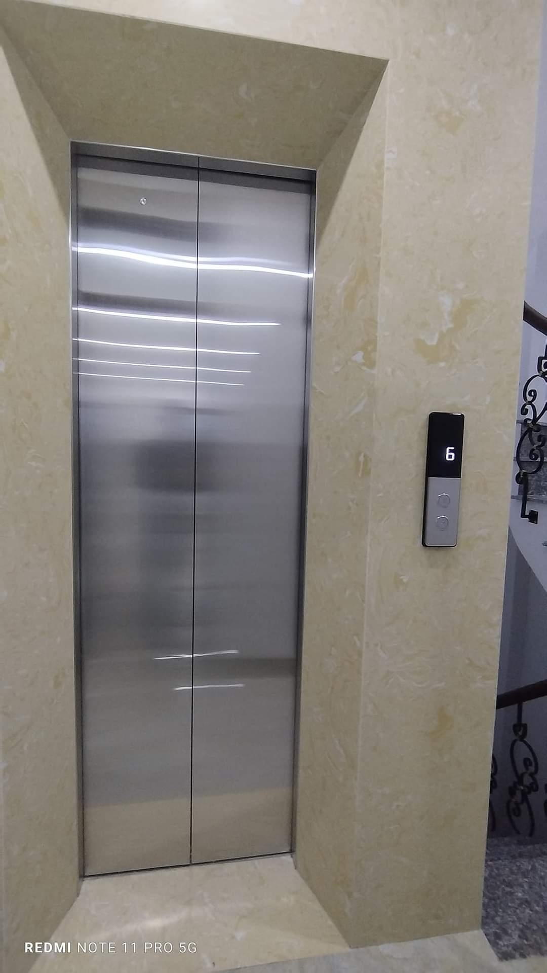 Tôi chủ nhà cho thuê nhà mới Nguyễn Khánh Toàn 106m2x 5T vỉa hè 33 Tr