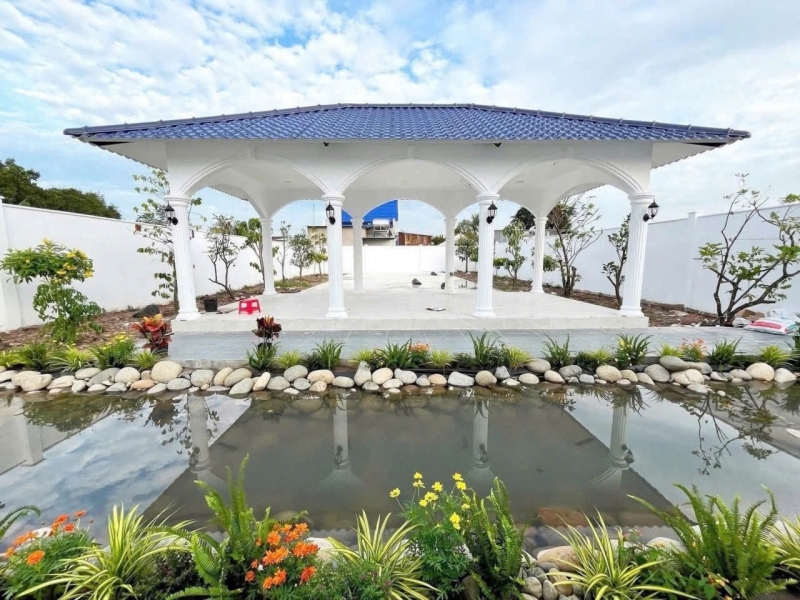 VILLA SÂN VƯỜN MÁI NHẬT – 985m² – FULL NỘI THẤT – CHỈ 8 TỶ SÁT VÁCH HÓC MÔN