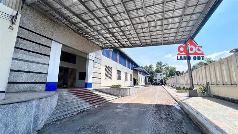 X116 chuyển nhượng toàn bộ nhà xưởng KCN tập chung nhiều CTY Nước Ngoài nguồn LPDT lớn