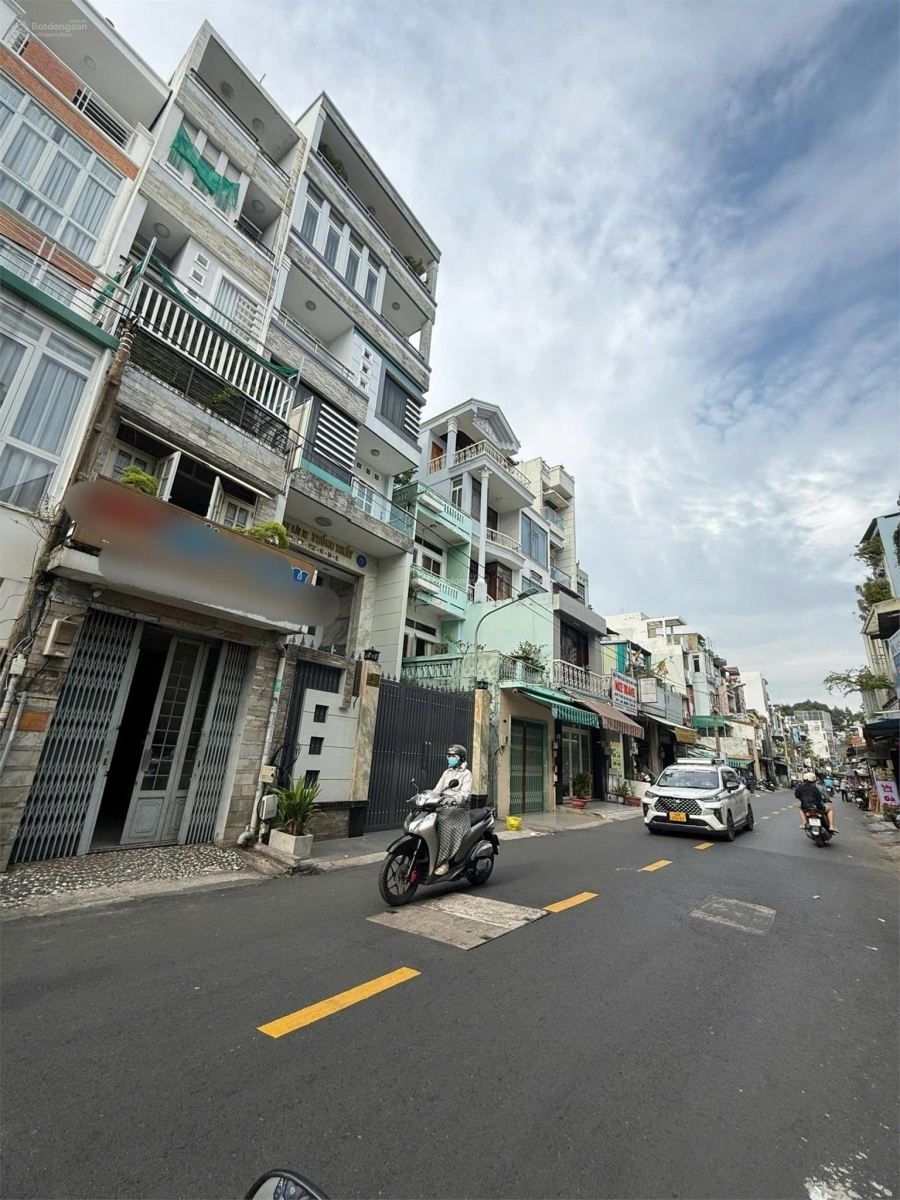 Xíu 10 Tỷ_NHÀ MỚI KEENG mặt tiền ngay NHẬT TẢO–NGUYỄN TRI PHƯƠNG 4Tầng ST 5Pn