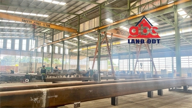 XT035 cho thuê xưởng SX CNC CN phụ trợ khung thép kiên cố bàn giao xưởng liền